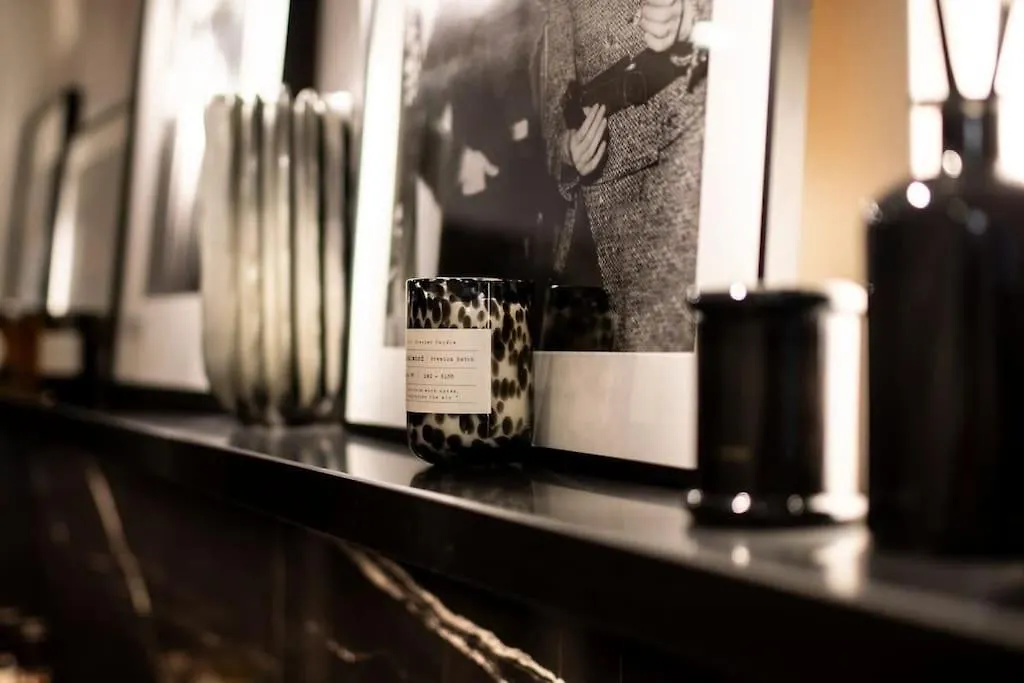 Appartement De Luxe Avenue Montaigne Apartment *