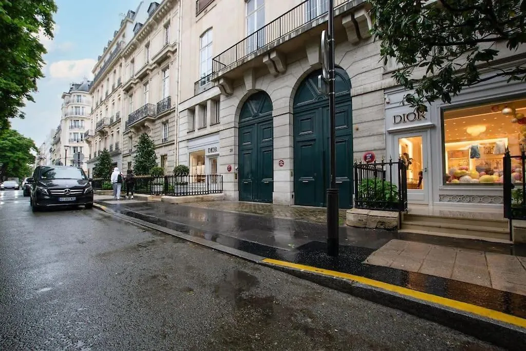 Appartement De Luxe Avenue Montaigne