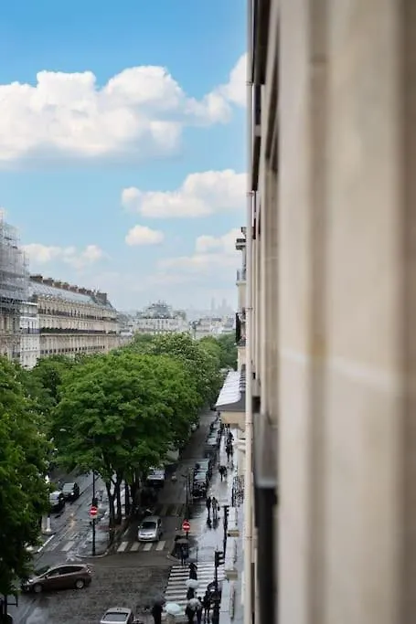 Appartement De Luxe Avenue Montaigne Lejlighed *